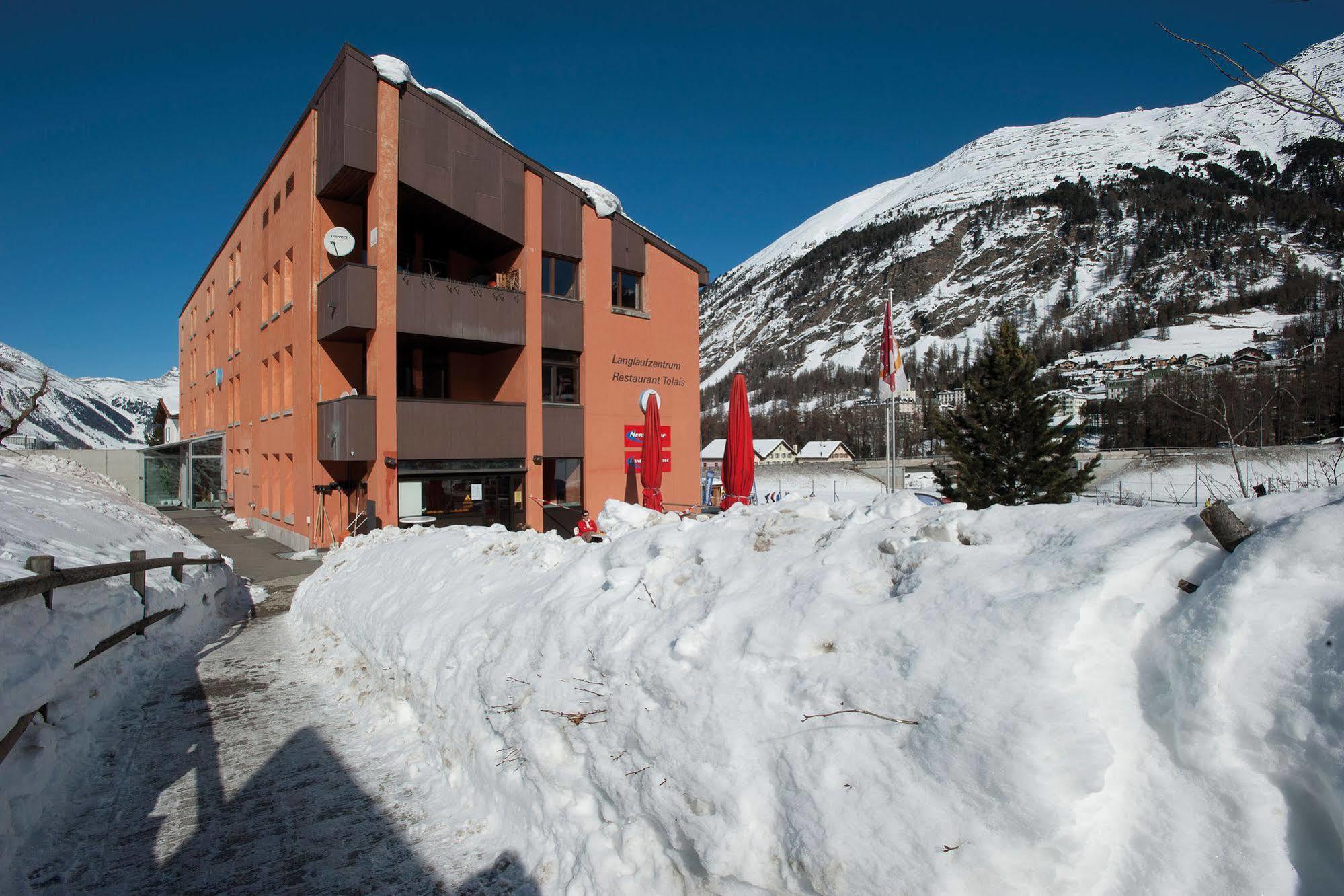 Pontresina Youth Hostel Eksteriør bilde